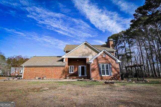 1010 Charles Court, Statham, GA 30666