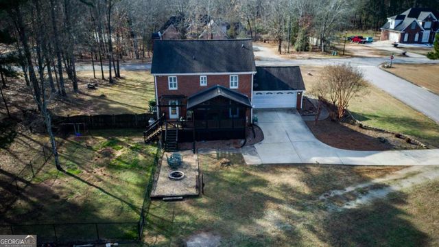 1010 Charles Court, Statham, GA 30666