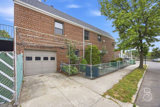 63-01 Borden Avenue, Maspeth, NY 11378