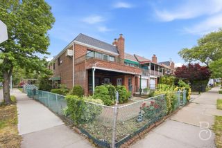 63-01 Borden Avenue, Maspeth, NY 11378