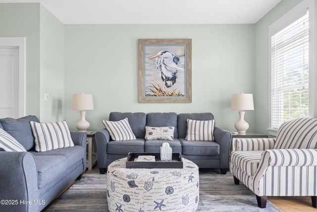 320 Governor Safford Lane, Emerald Isle, NC 28594