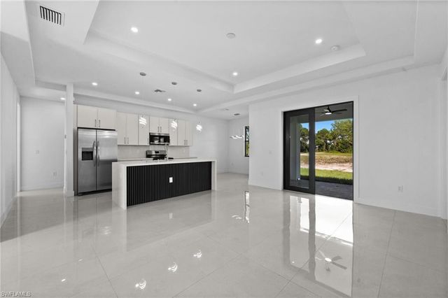 841 Bianca AVE S, Lehigh Acres, FL 33974