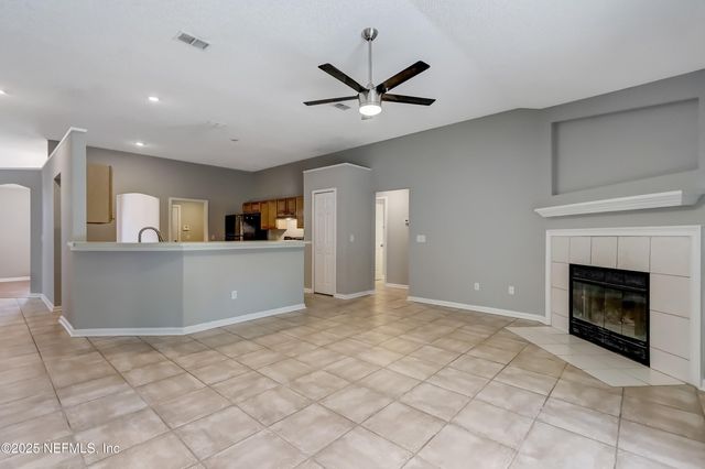 9642 PRITMORE Road E, Jacksonville, FL 32257