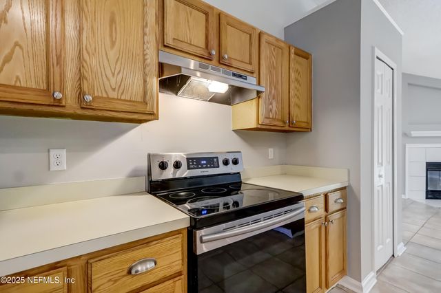 9642 PRITMORE Road E, Jacksonville, FL 32257