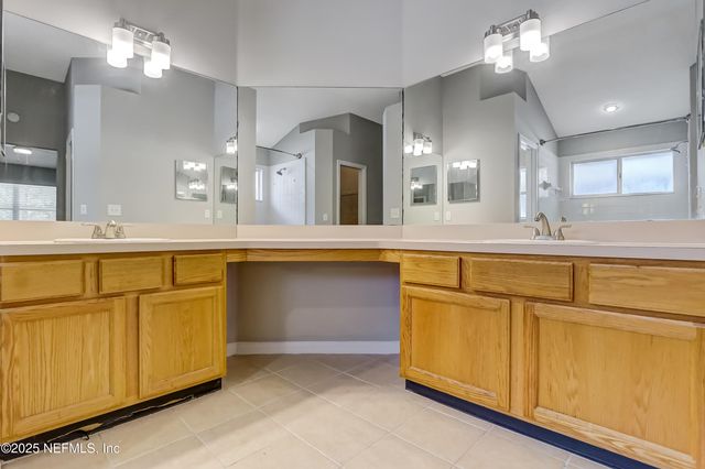 9642 PRITMORE Road E, Jacksonville, FL 32257