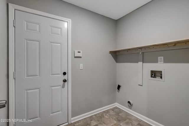 9642 PRITMORE Road E, Jacksonville, FL 32257