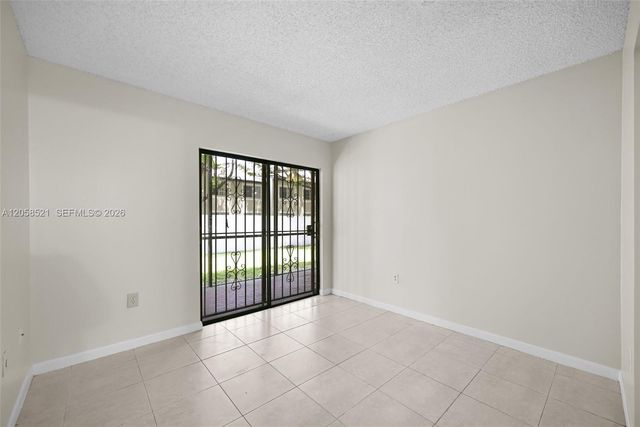 18965 NW 62nd Avenue 106, Hialeah, FL 33015