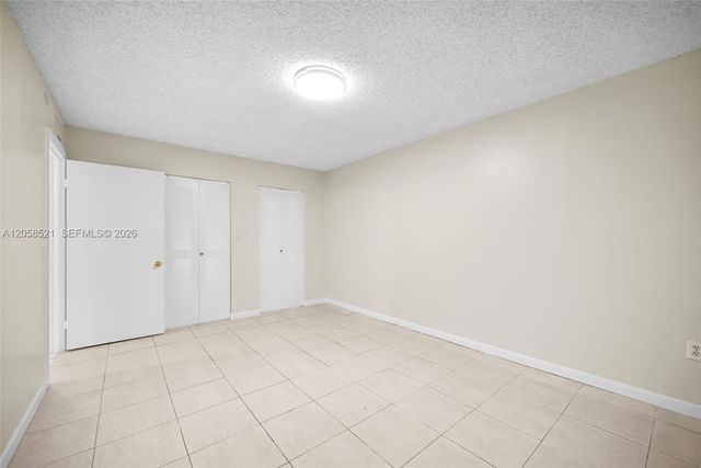 18965 NW 62nd Avenue 106, Hialeah, FL 33015