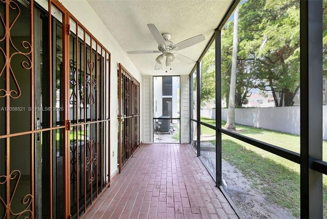 18965 NW 62nd Avenue 106, Hialeah, FL 33015