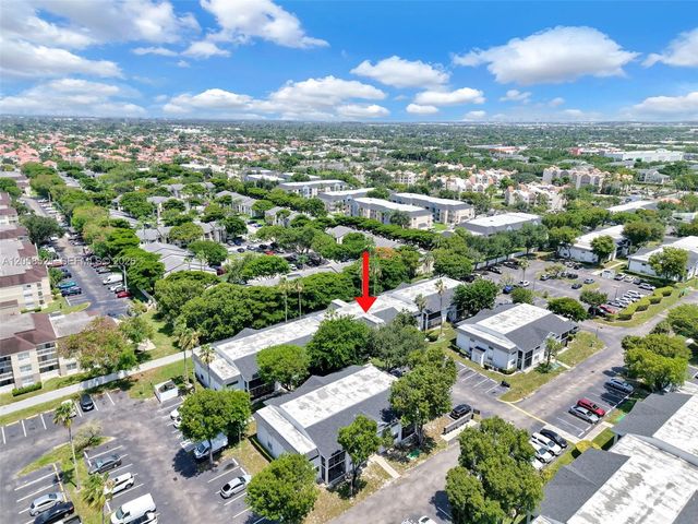 18965 NW 62nd Avenue 106, Hialeah, FL 33015