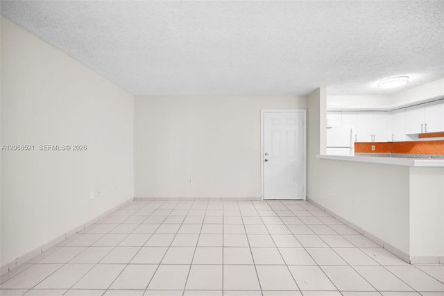 18965 NW 62nd Avenue 106, Hialeah, FL 33015