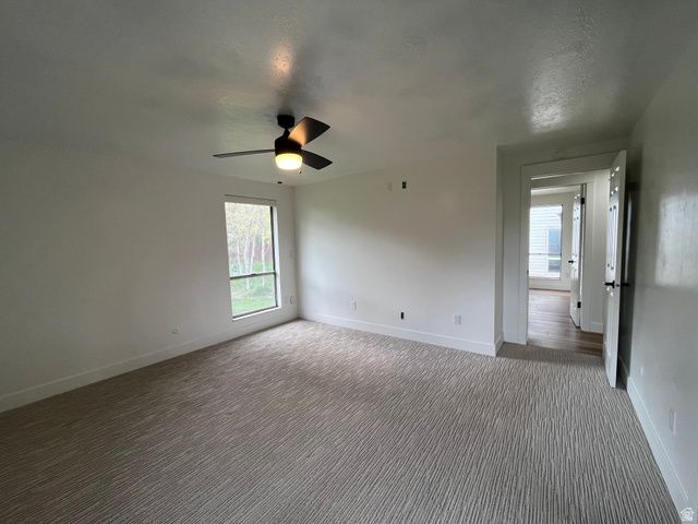 5720 S OAKWOOD DR, South Ogden, UT 84405