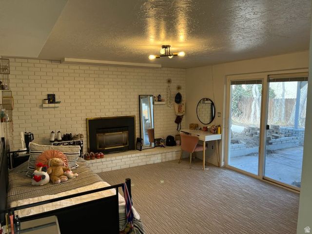 5720 S OAKWOOD DR, South Ogden, UT 84405