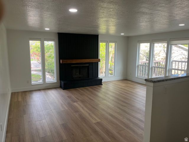 5720 S OAKWOOD DR, South Ogden, UT 84405