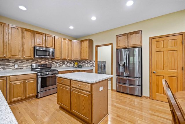 2247 Willow Pond WAY, Grafton, WI 53024
