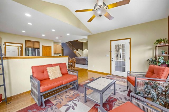 2247 Willow Pond WAY, Grafton, WI 53024
