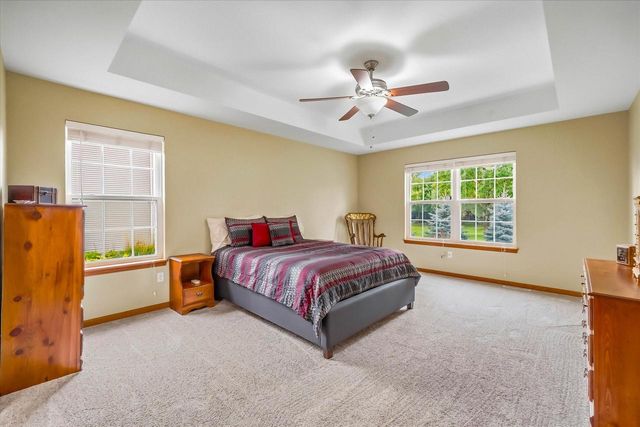 2247 Willow Pond WAY, Grafton, WI 53024