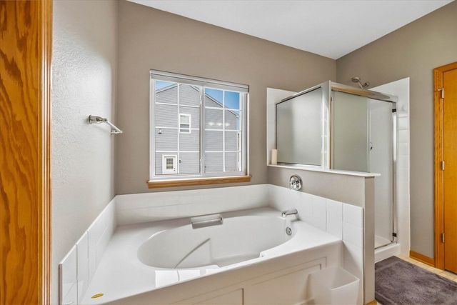 2247 Willow Pond WAY, Grafton, WI 53024