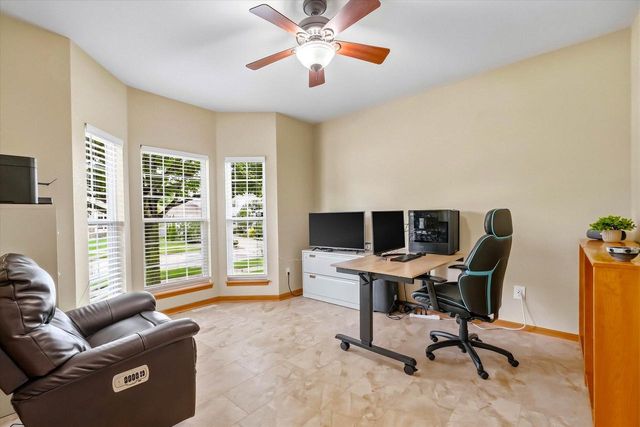 2247 Willow Pond WAY, Grafton, WI 53024