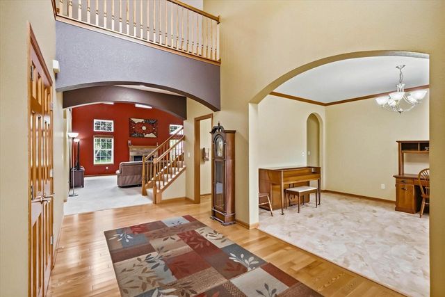 2247 Willow Pond WAY, Grafton, WI 53024