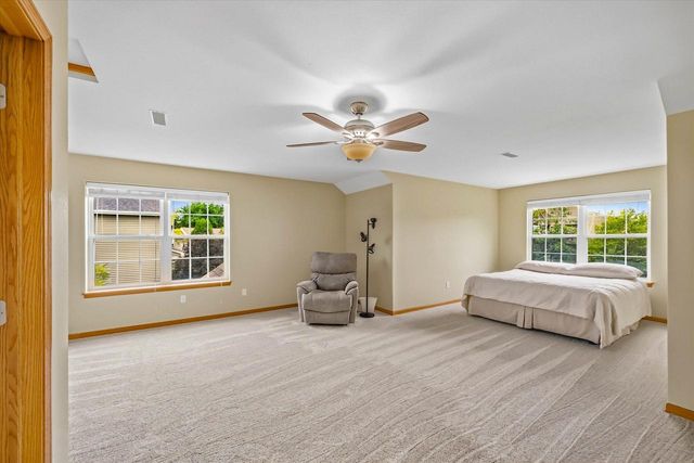 2247 Willow Pond WAY, Grafton, WI 53024