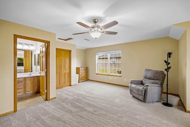 2247 Willow Pond WAY, Grafton, WI 53024