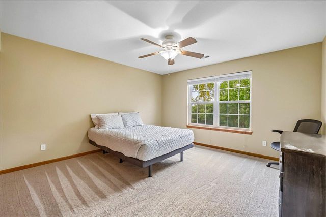 2247 Willow Pond WAY, Grafton, WI 53024