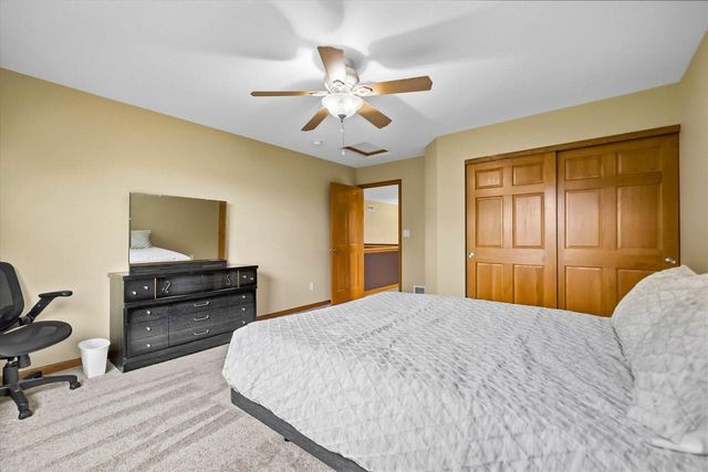 2247 Willow Pond WAY, Grafton, WI 53024