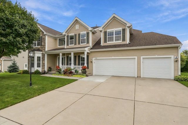2247 Willow Pond WAY, Grafton, WI 53024