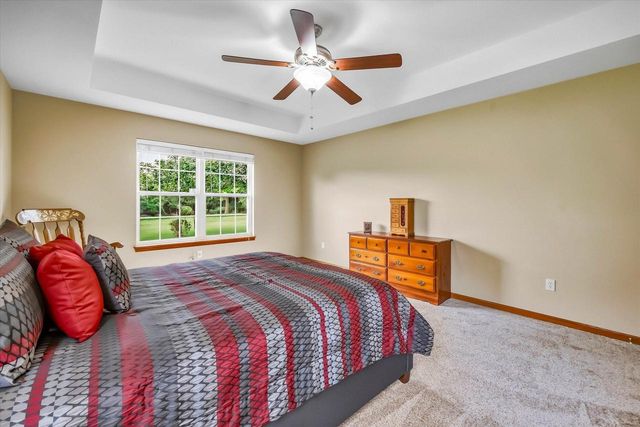 2247 Willow Pond WAY, Grafton, WI 53024