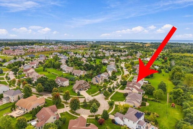 2247 Willow Pond WAY, Grafton, WI 53024