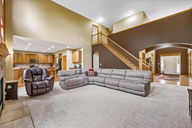 2247 Willow Pond WAY, Grafton, WI 53024