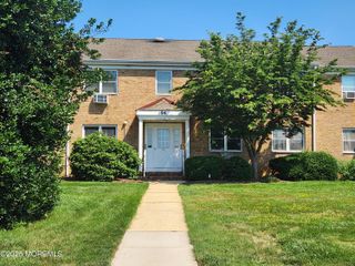 94 Stonehurst Boulevard B, Freehold, NJ 07728