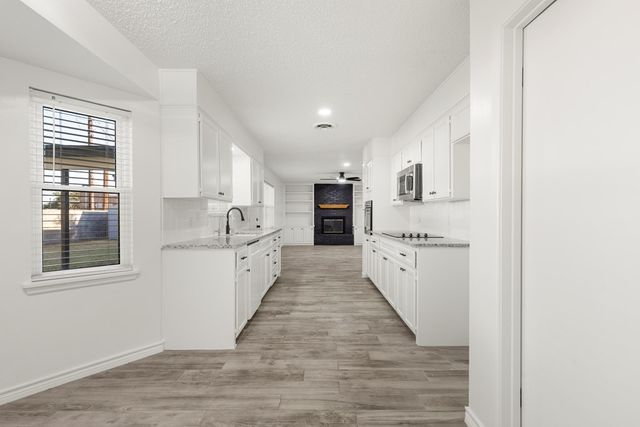 3323 Maxwell Dr, Midland, TX 79707