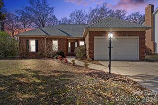 14117 Greenwing Court, Charlotte, NC 28273