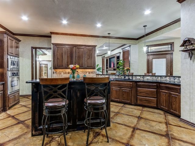 15409 Sugar Loaf Drive, Edmond, OK 73013