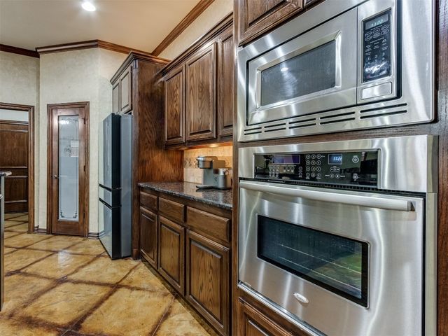15409 Sugar Loaf Drive, Edmond, OK 73013