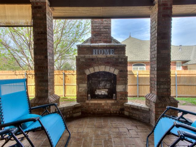 15409 Sugar Loaf Drive, Edmond, OK 73013