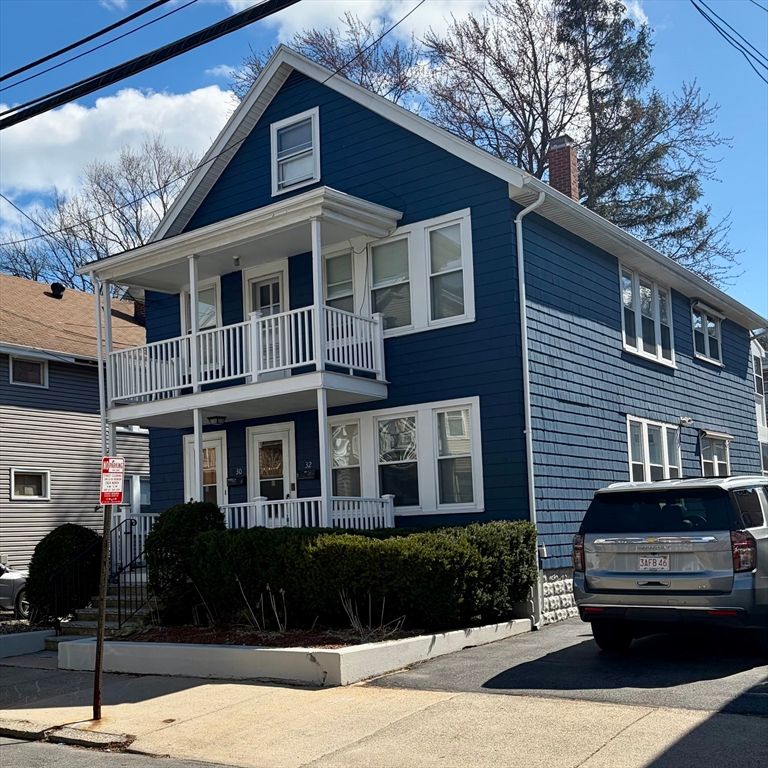 30 Clarence St, Everett, MA 02149