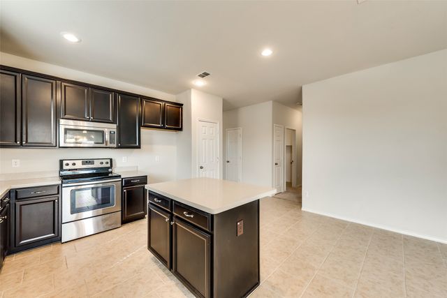 2308 Bermont Red Lane, Fort Worth, TX 76131