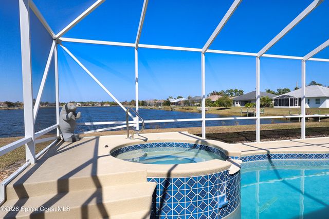 809 Yearling Trail, Sebastian, FL 32958