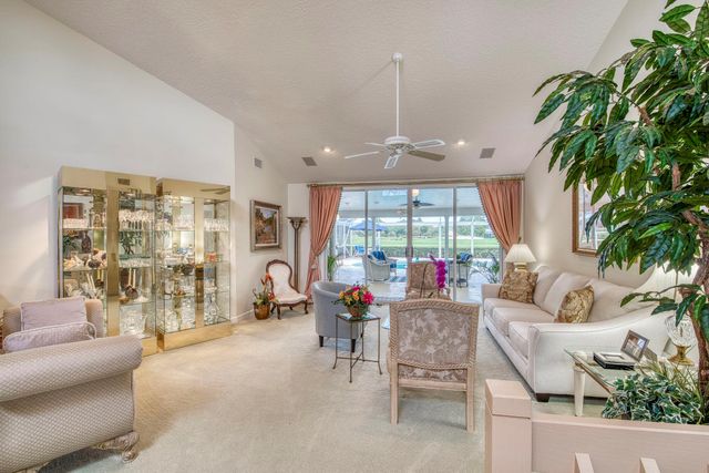 193 Thornton Drive, Palm Beach Gardens, FL 33418