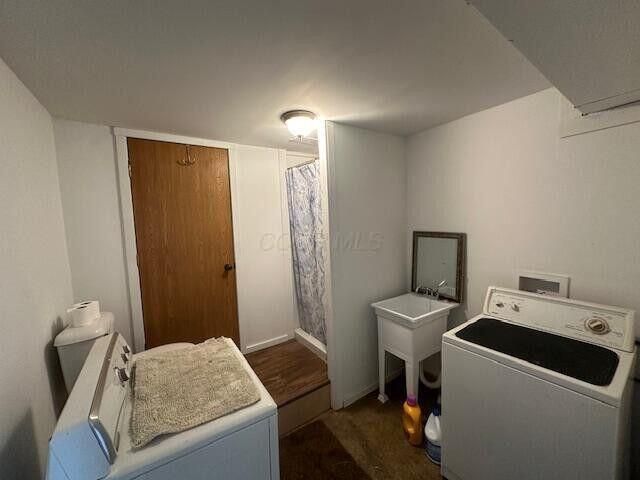 10081 St. Rt. 93 N, New Straitsville, OH 43766