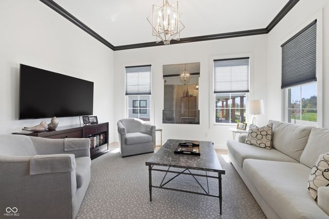 14991 Oak Hollow Lane W, Carmel, IN 46033