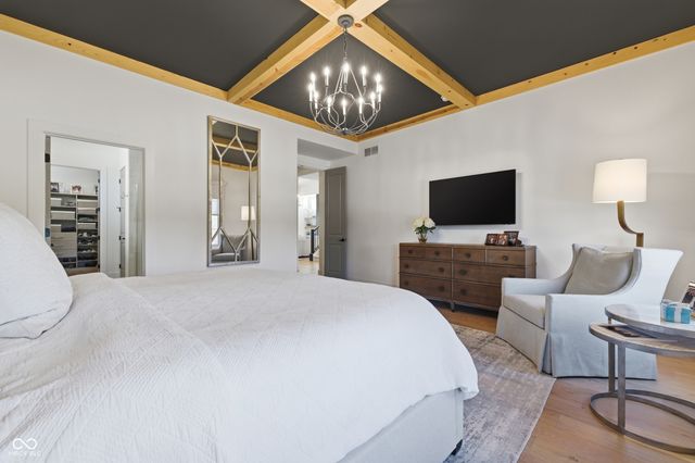 14991 Oak Hollow Lane W, Carmel, IN 46033