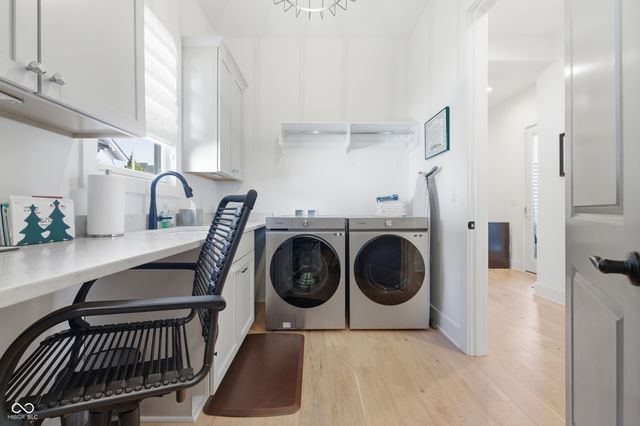 14991 Oak Hollow Lane W, Carmel, IN 46033