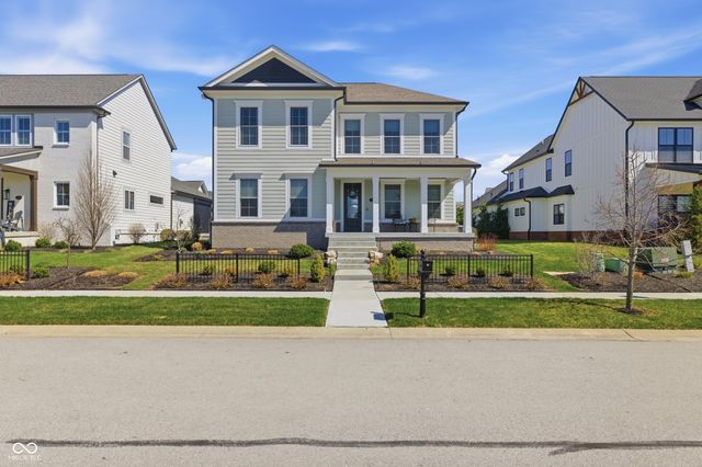 14991 Oak Hollow Lane W, Carmel, IN 46033