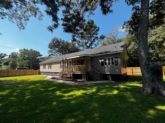 1030 Greenhill Road, Charleston, SC 29412