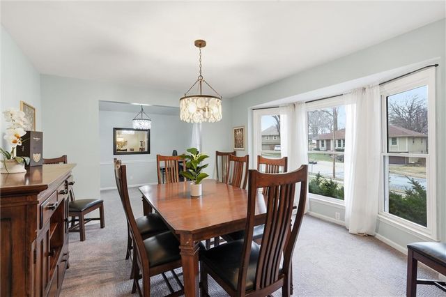 429 Pershing Street, Liberty, MO 64068