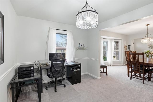 429 Pershing Street, Liberty, MO 64068